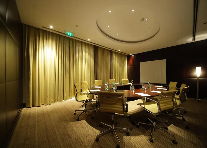 أمفورا غراند بيتش ريزورت فندق هفار