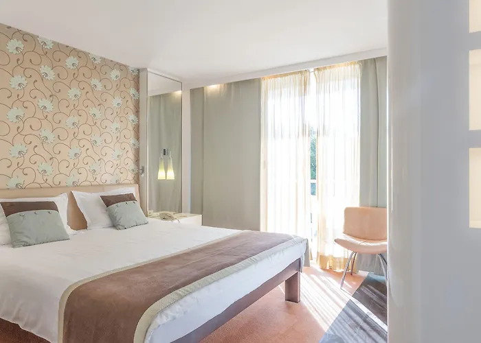 أمفورا غراند بيتش ريزورت